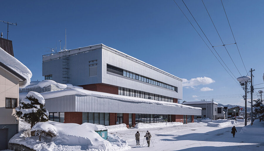 Niseko Town Hall: Bridging Community and Nature