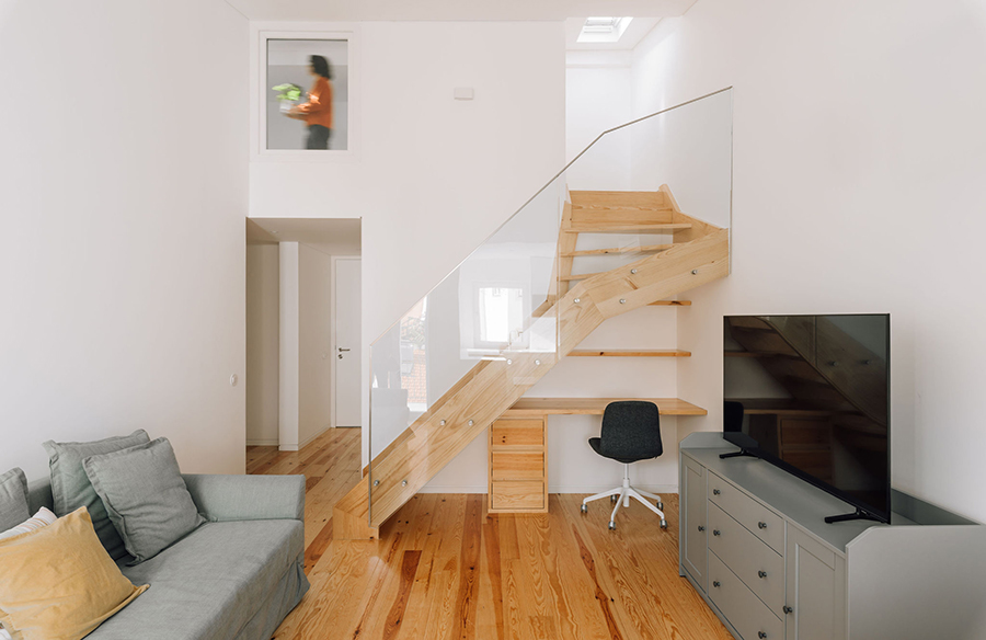 Sb44 Building by ÔCO